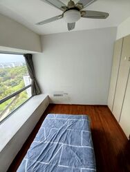 Waterfront Waves (D16), Condominium #533213201